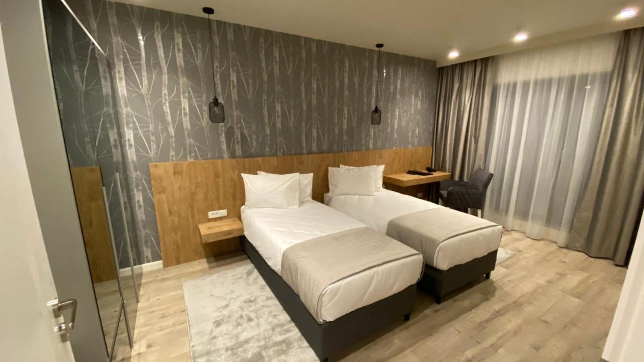 Aparthotel Nox 클루지나포카 외부 사진